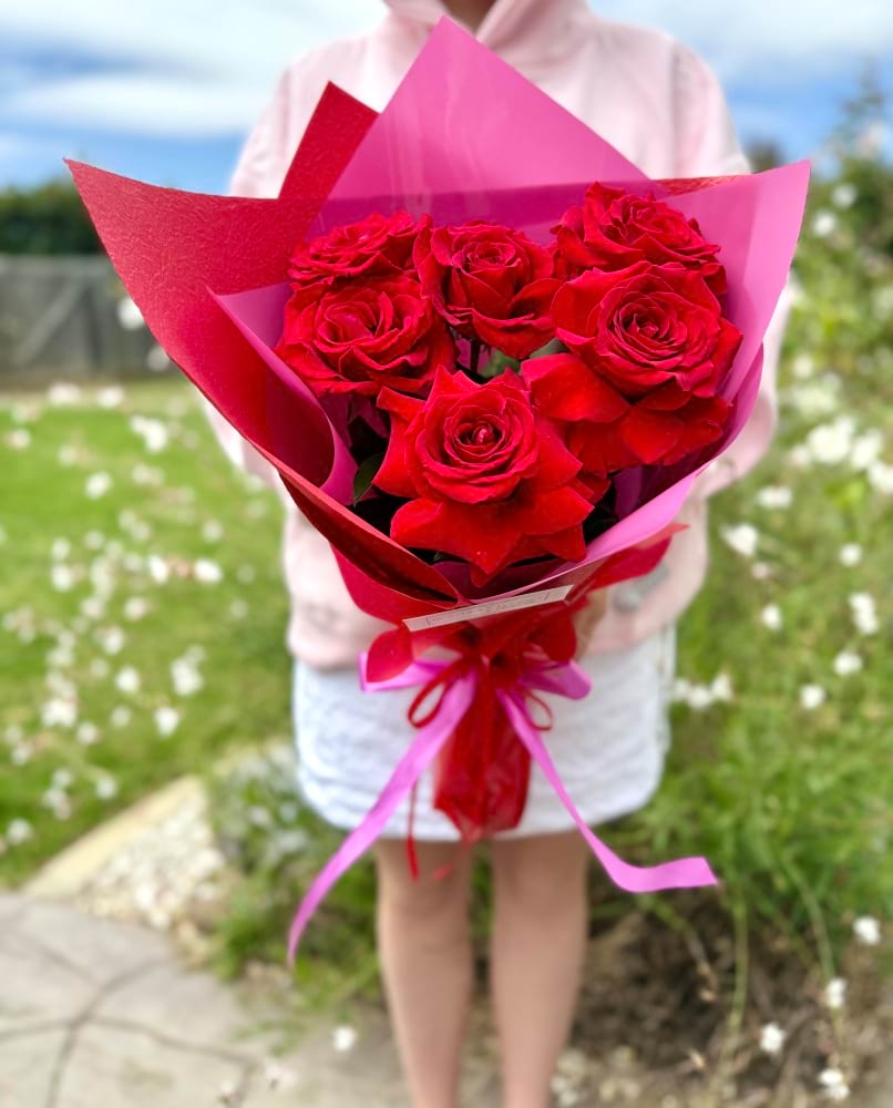 The Valentines Rose bunch 